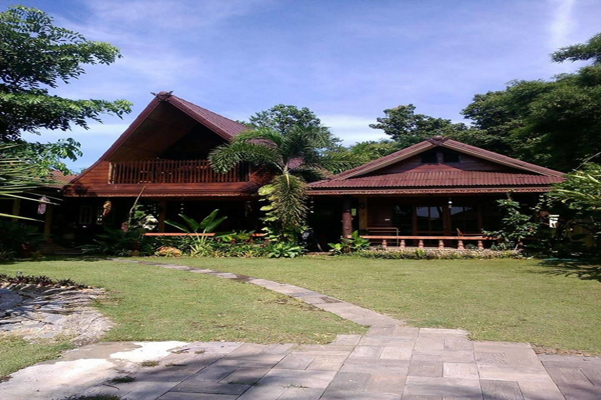 Homestay Chiangrai Chiang Rai Exteriör bild